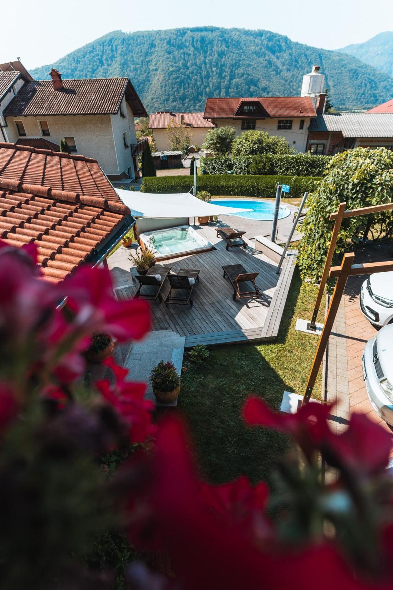 Hotel Penzion Kobala Tolmin Luaran gambar