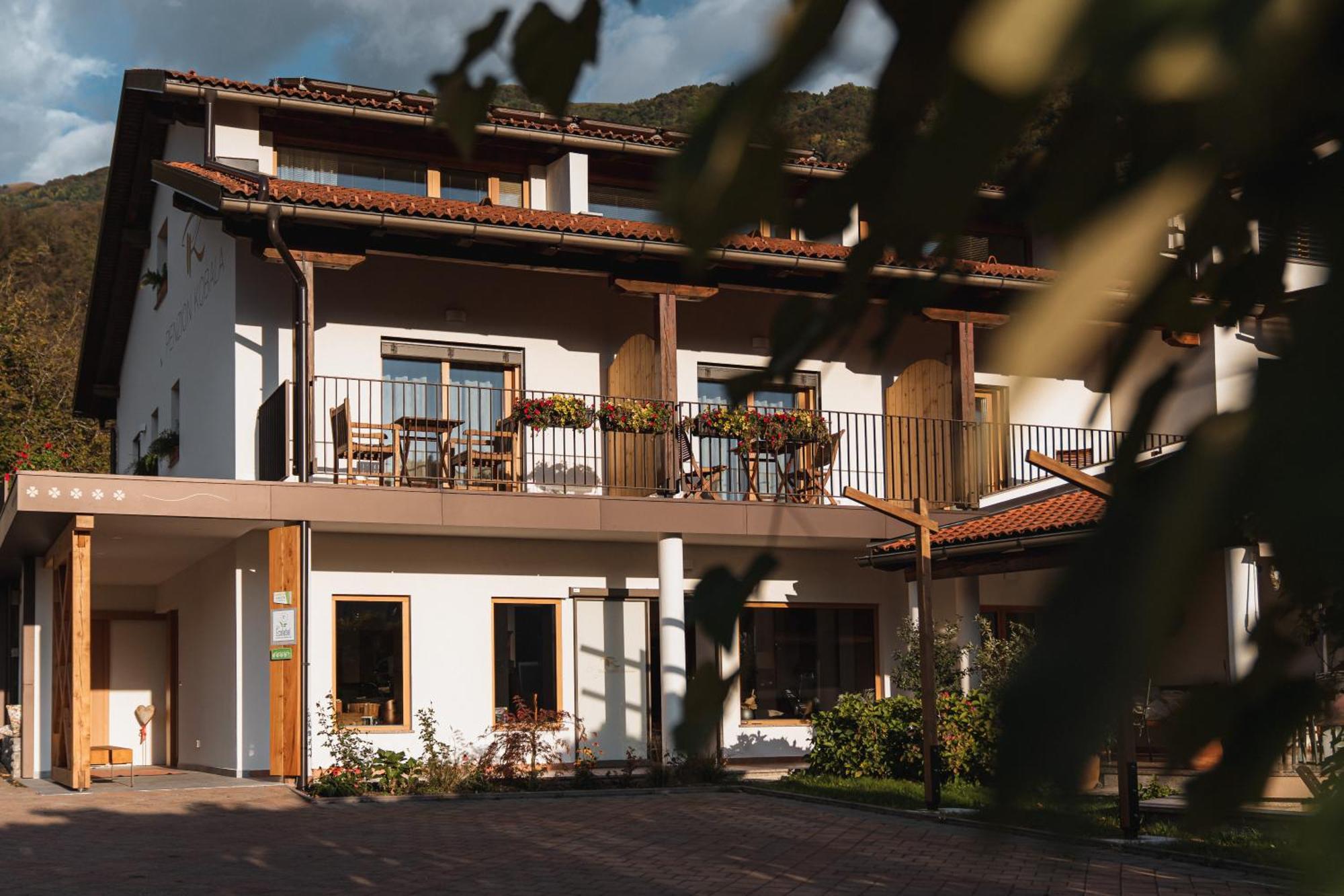 Hotel Penzion Kobala Tolmin Luaran gambar