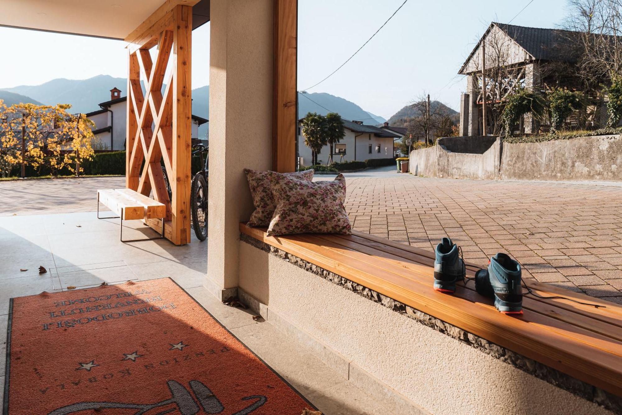 Hotel Penzion Kobala Tolmin Luaran gambar